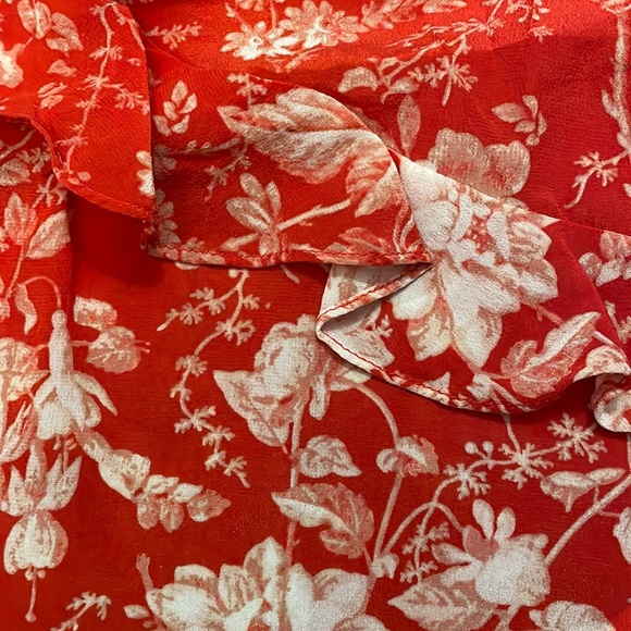 Lucky Brand Women’s Floral Red Silk Cami Tank Ruffle Top - Size Small - Picture 3 of 9